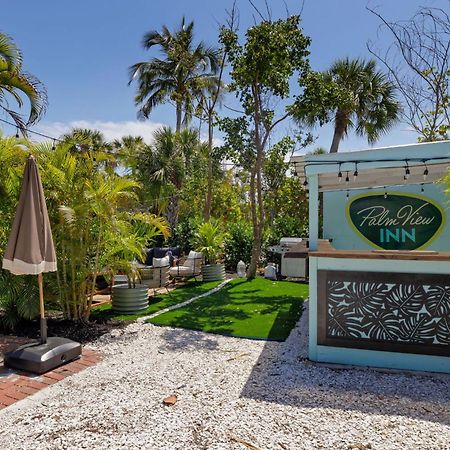 Pirates Cove Cottage At Palm View Inn Of Sanibel With Bikes Exterior photo